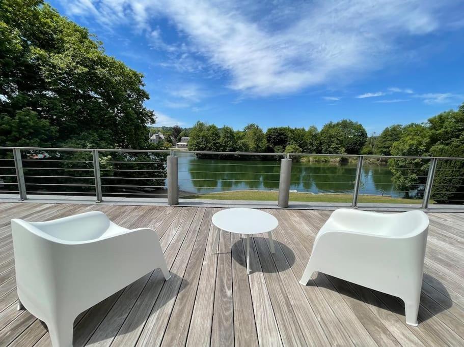 Gite De Charme Bord De Meuse Намюр Екстериор снимка